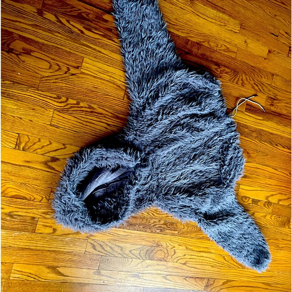 Free People, gray fluffy coat. - Picture 2 of 5